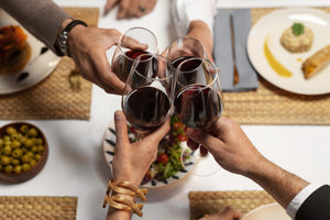 ¿Qué vino va con cada comida? Guía definitiva de maridajes con vinos de Piedra Negra
